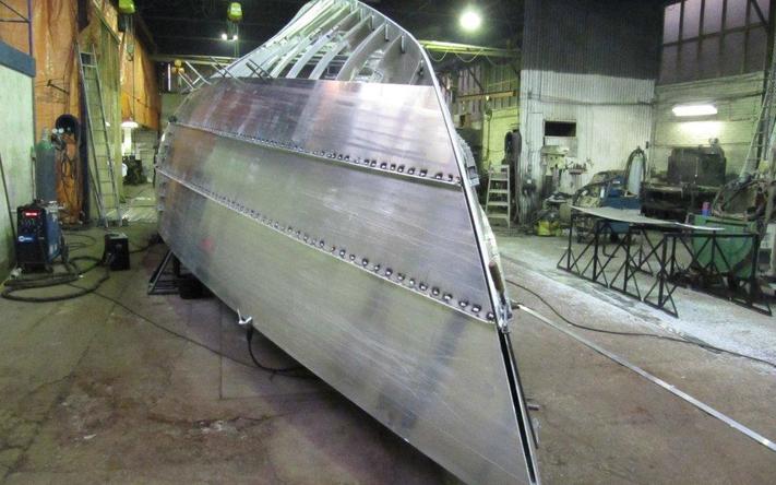 Aluminium custom-built sailing yachts